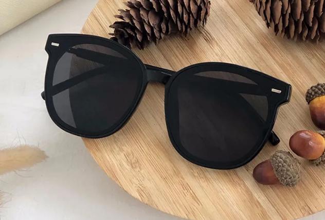 夏天墨镜推荐平价好用显白,平价墨镜推荐百搭