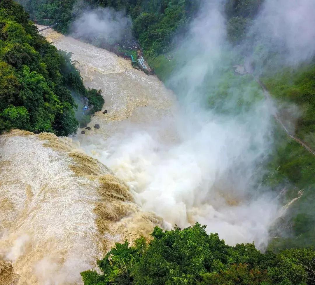 安顺黄果树瀑布最佳观赏时间,观赏黄果树瀑布领略它的壮观