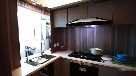 70平2室一厅奇葩户型,56平方两房一厅装修正方形户型