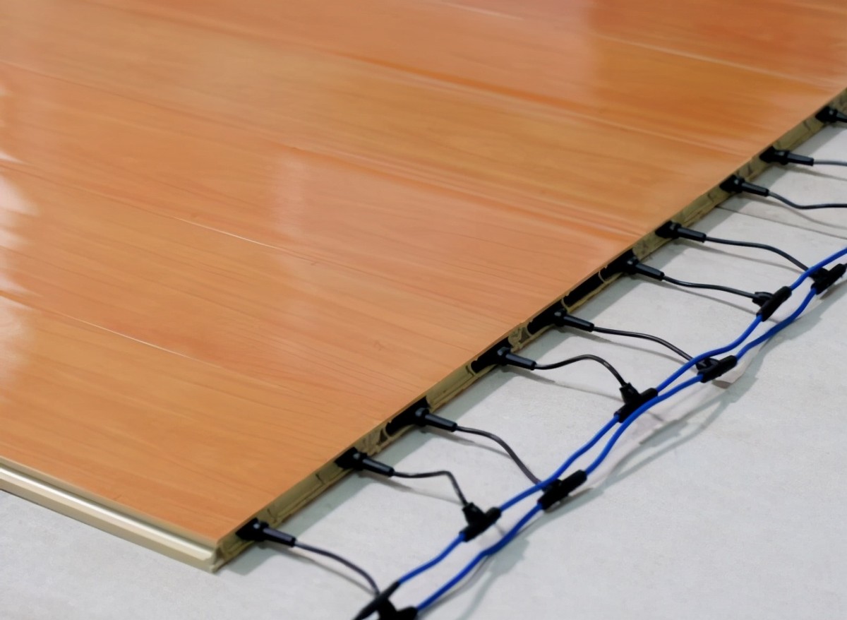 地暖选择地板比瓷砖更节能吗,地暖过时了