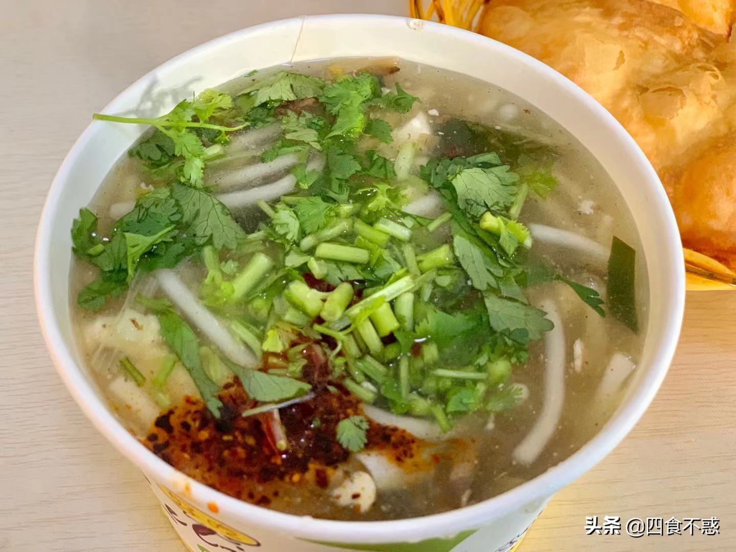 包头，原只想逗留一日，却因一顿羊肉多待一天