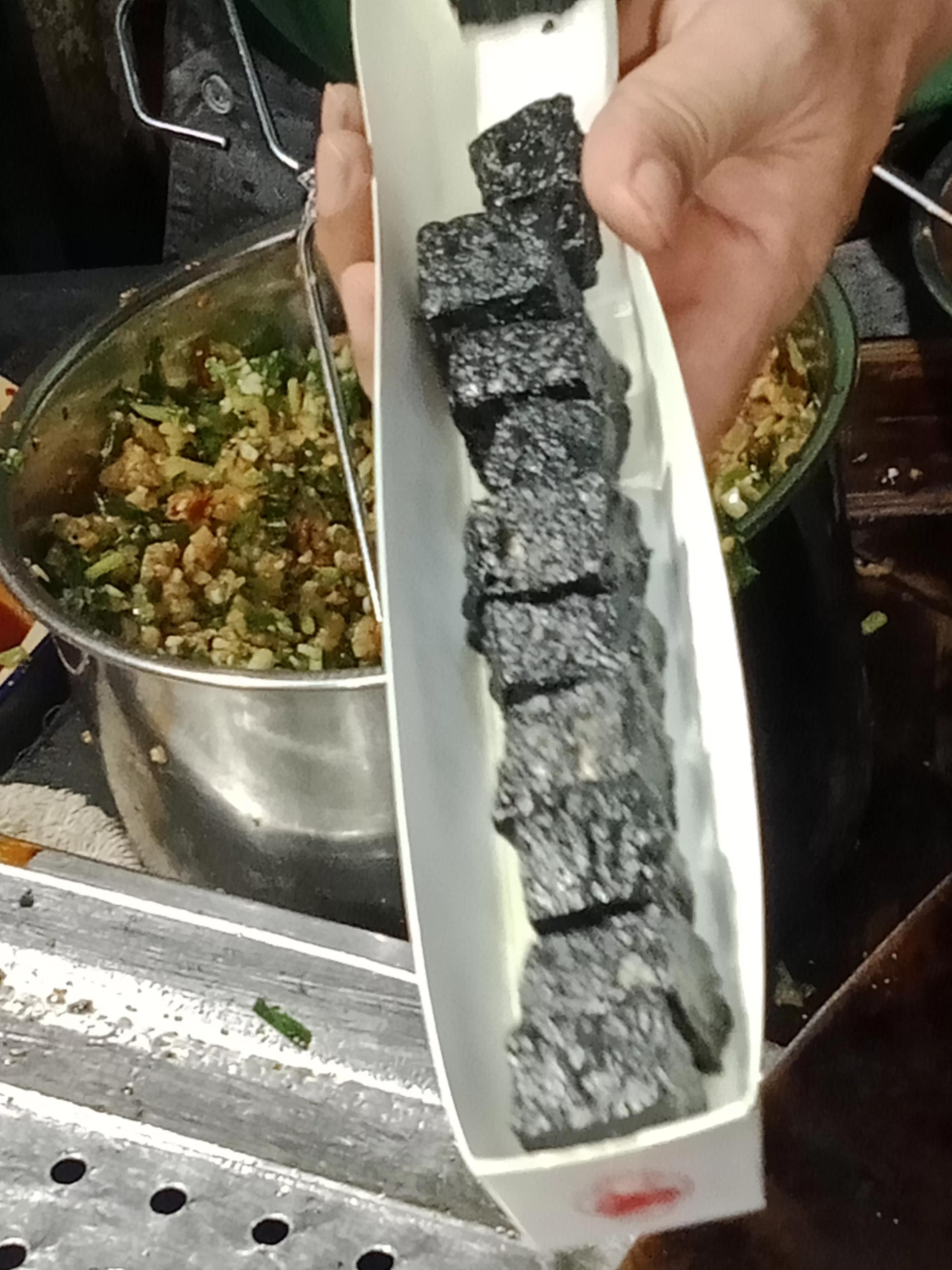 在长沙吃臭豆腐比别的地方好吃吗,长沙臭豆腐和别的地方不同之处