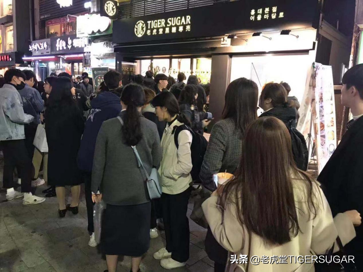 饮品创业加盟,不仅是选品牌,更是选公司