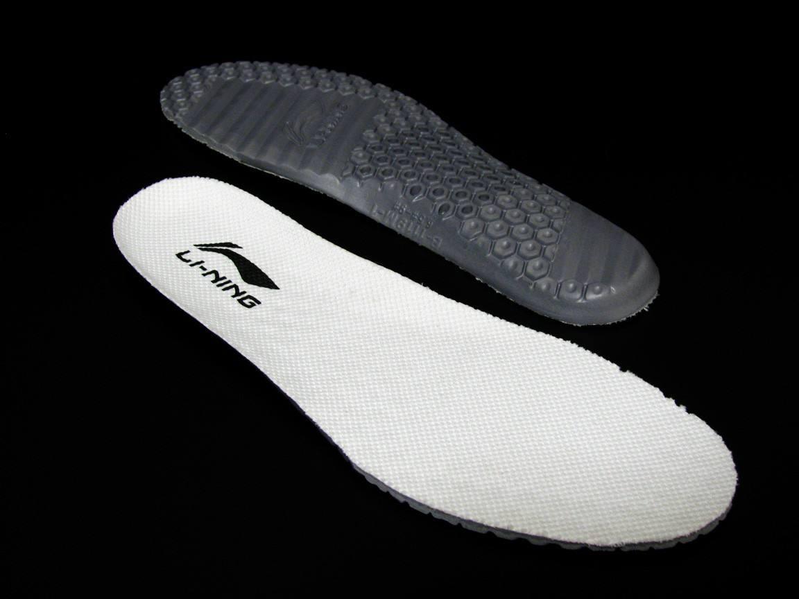 鞋子里面的小秘密——原厂与NB*级A**私人定制鞋垫到底有何不同？