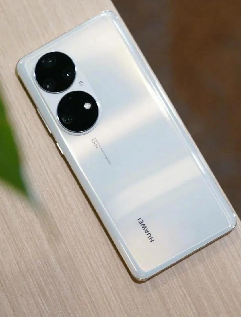 华为手机最适合入手的三款手机,华为手机mate40pro和p50pro哪个好