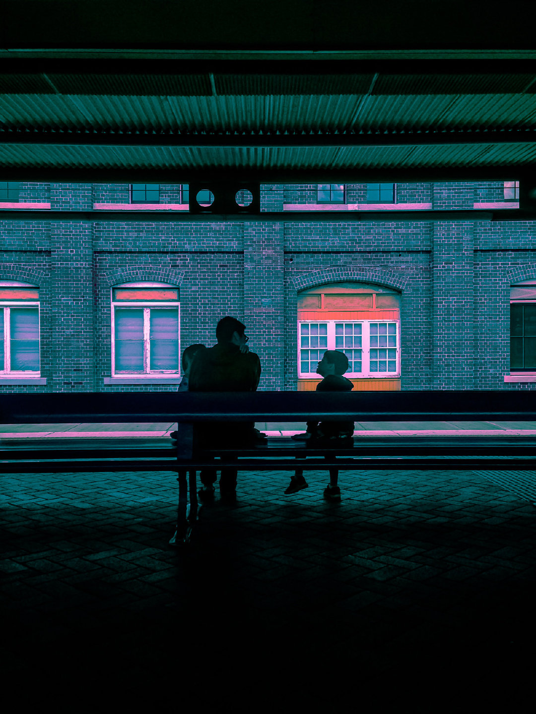 中年女人为啥想和初恋做朋友,女人为什么难放下初恋