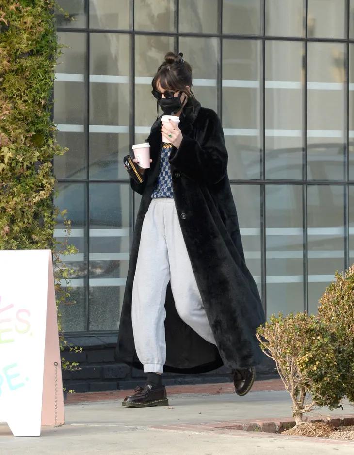 达妹的衣服,达妹节目