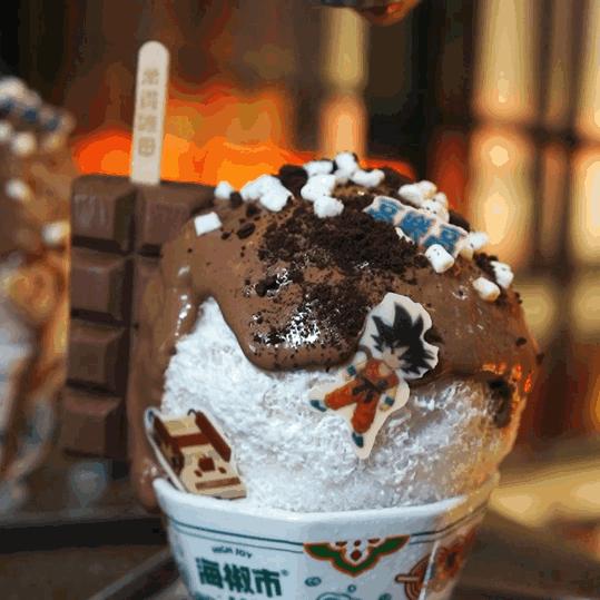 夏天的第一座“雪山”，就在海椒市串串香