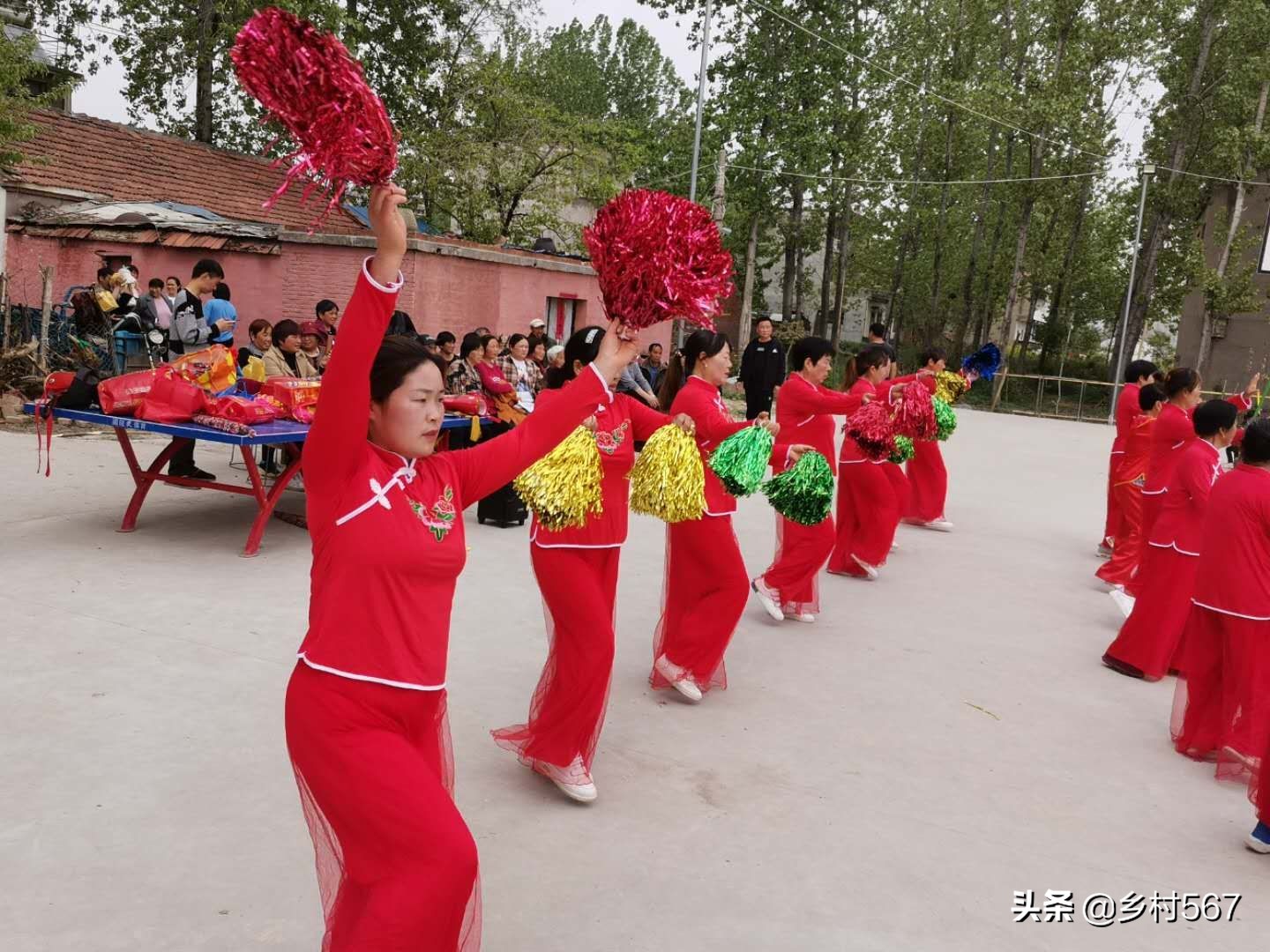 昔日垃圾场今日成美景,昔日脏乱差改造成公园