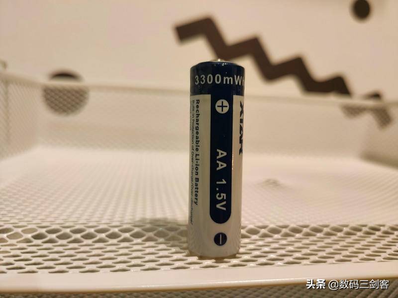 xtarvc4s充电器拆解评测,充电小能手xtaret4s充电器体验