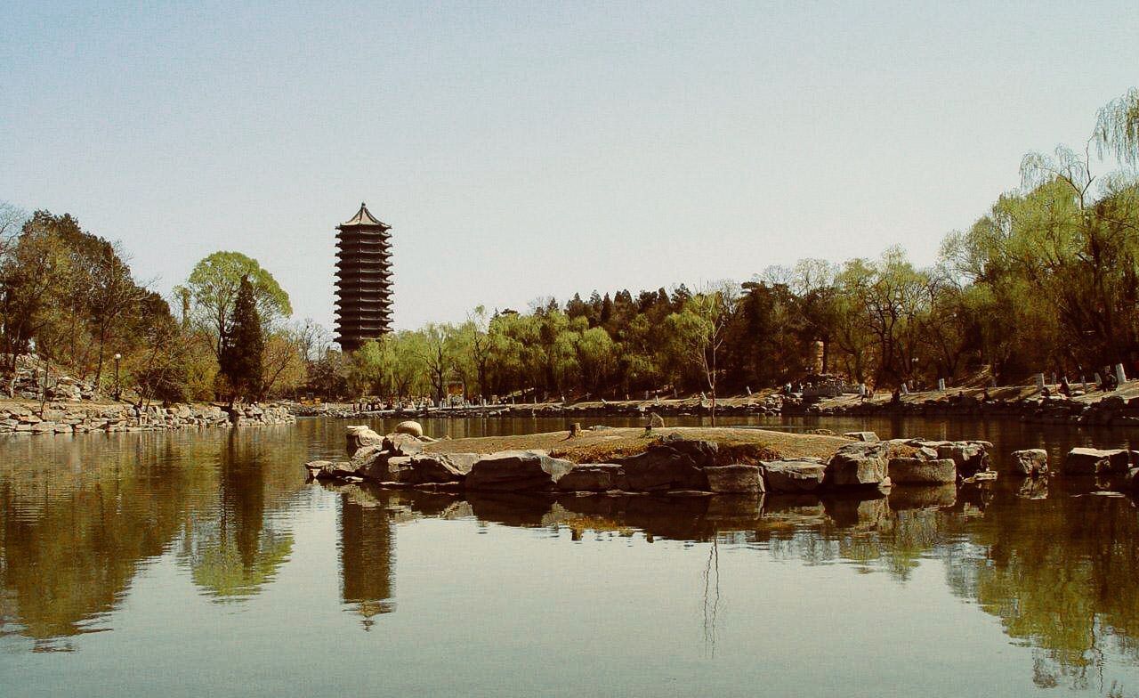 北大燕园为什么叫最美的校园,历史上的北大燕园