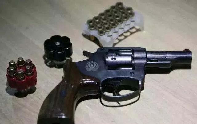 毛子玩机枪,毛子玩瓦罗兰特