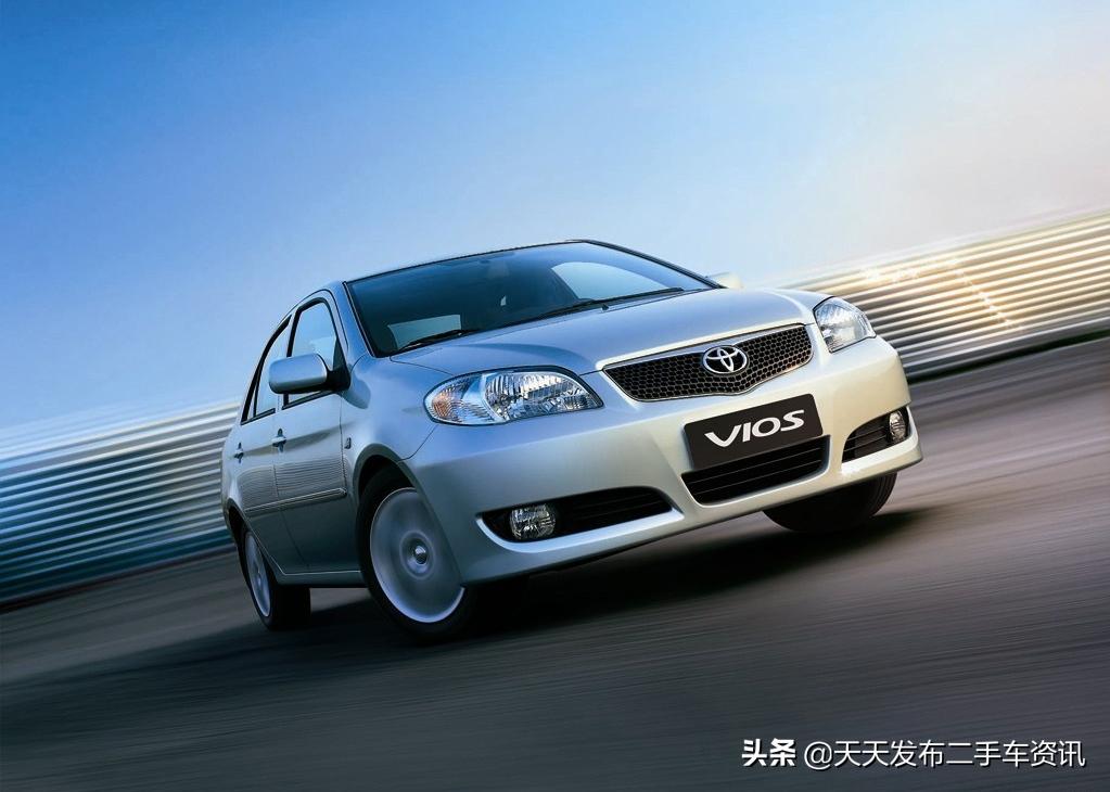 12年丰田威驰手动二手车值多少钱,12年丰田威驰1.3手动多少钱