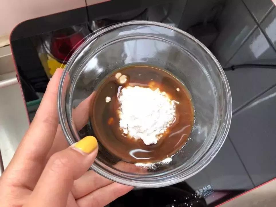 酸甜菠萝龙嘴鱼,番茄菠萝龙利鱼