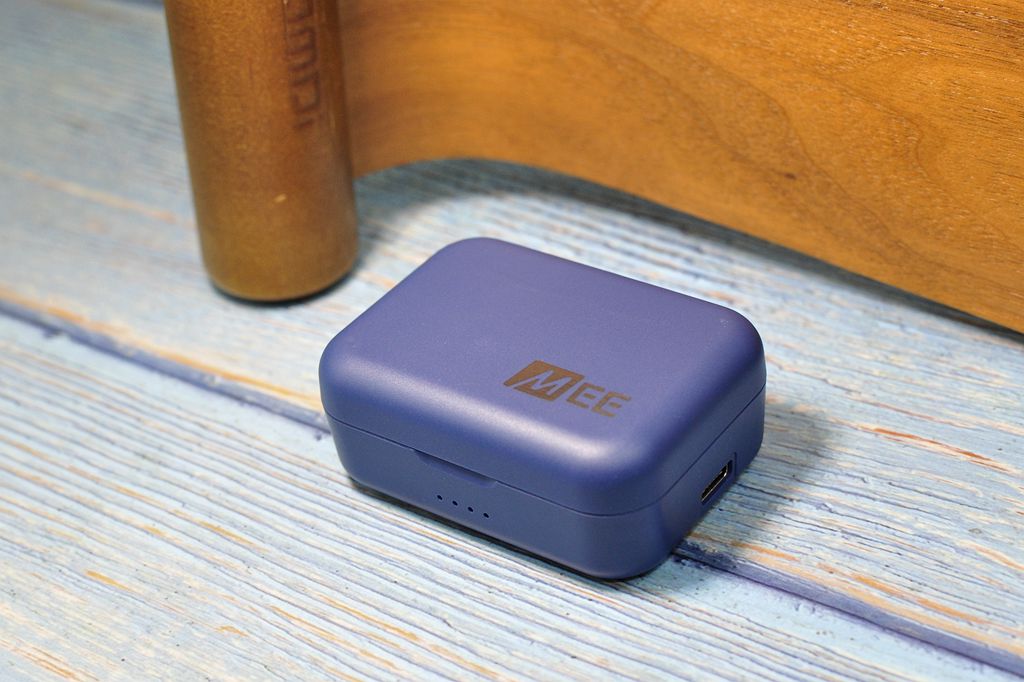 airpods出来前的蓝牙耳机,比airpods更受欢迎的真无线耳机