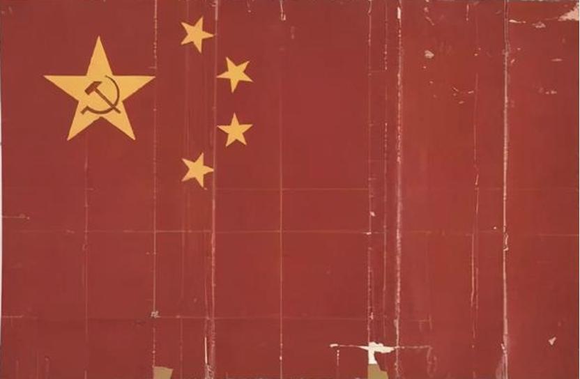 五星红旗仅得15票，3号作品得185票，为何最终选了“五星红旗”？