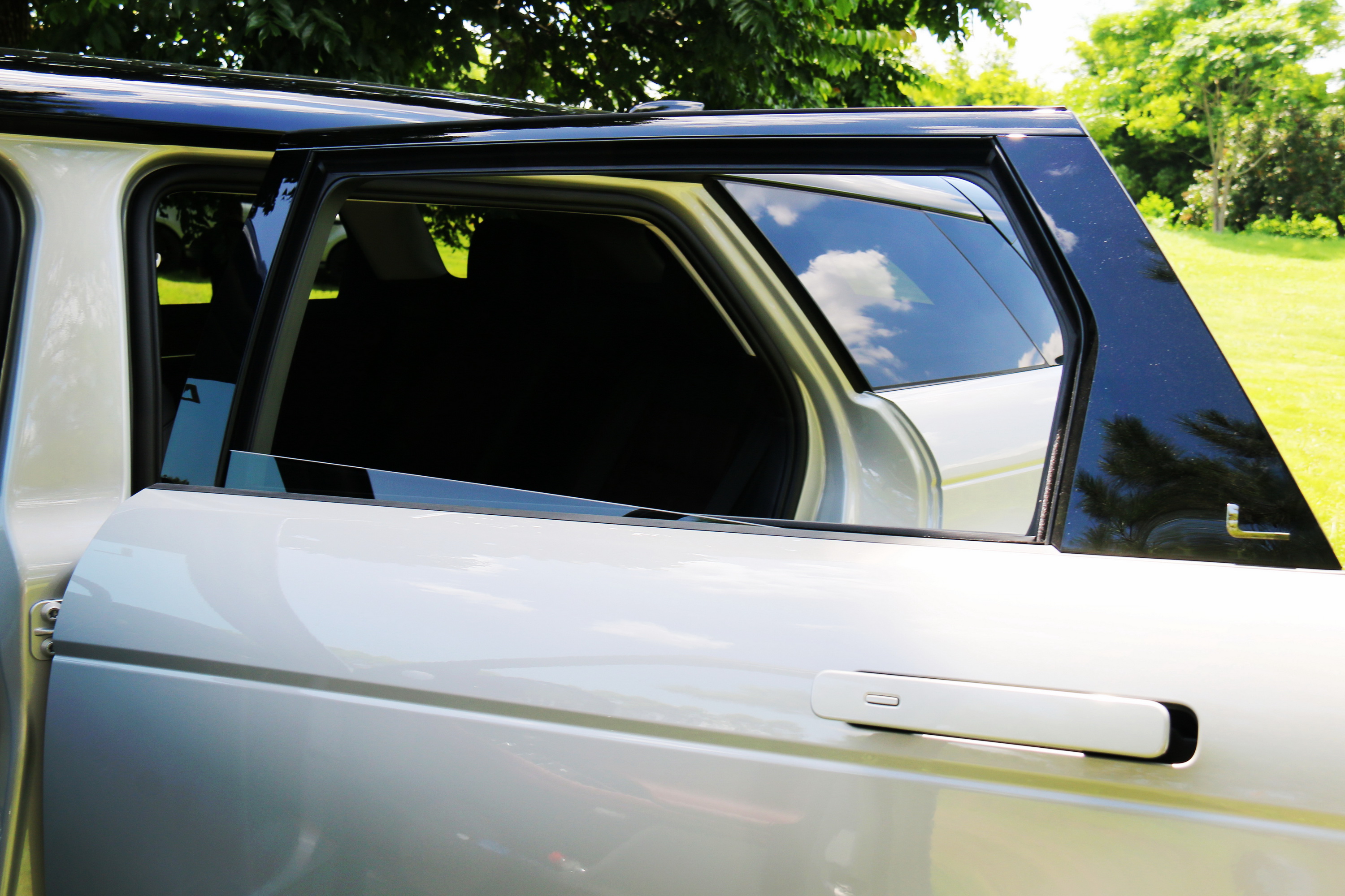 路虎揽胜极光l怎么样值得购买吗,2022路虎揽胜极光l值得买么