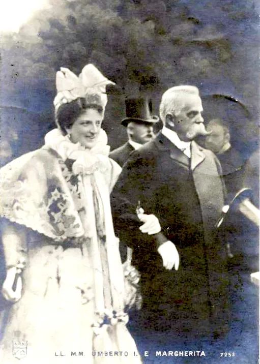 优雅王后因珍珠而闻名，却被国民记成一款披萨