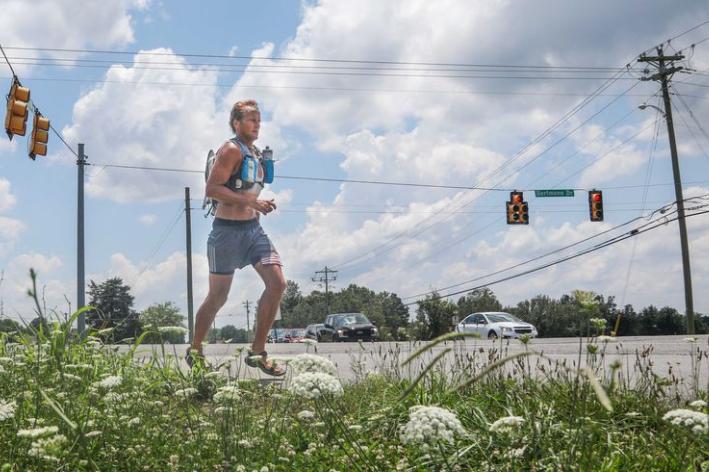 跑狐周记｜北大博士半天走98800步惹争议波马慈善筹款创新高