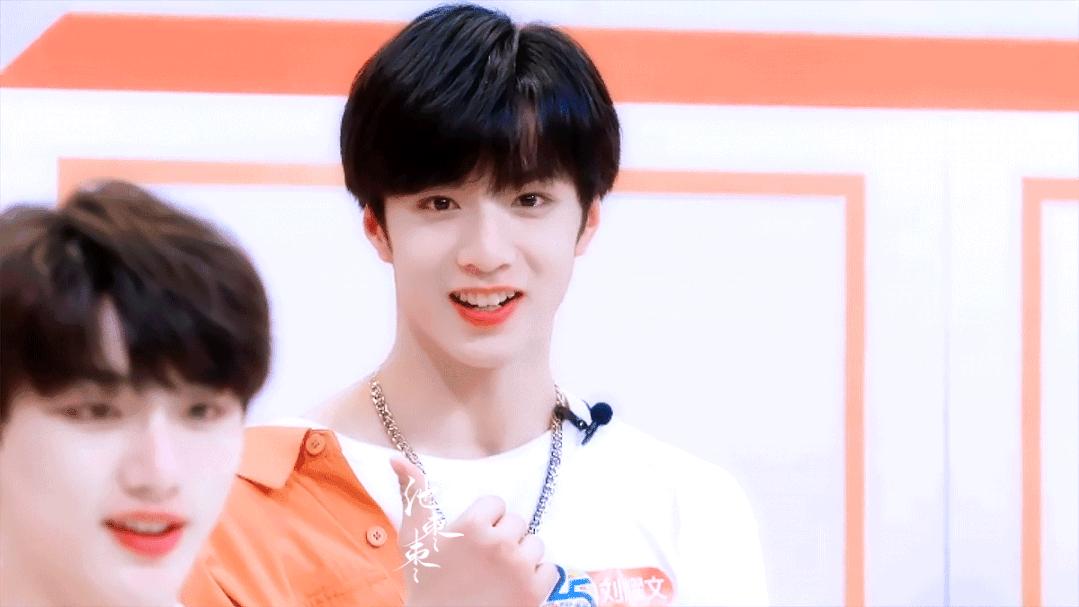 刘耀文|娱乐圈顶流圈层新增一位15岁少年？