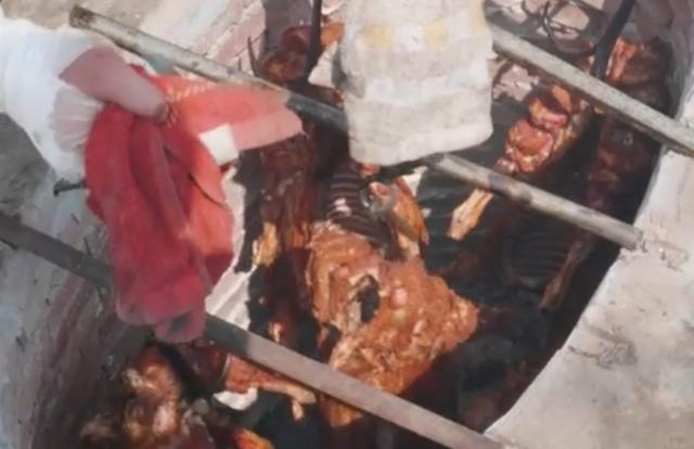 山东大叔独门烤全羊一天烤七八只,山东山沟烤全羊