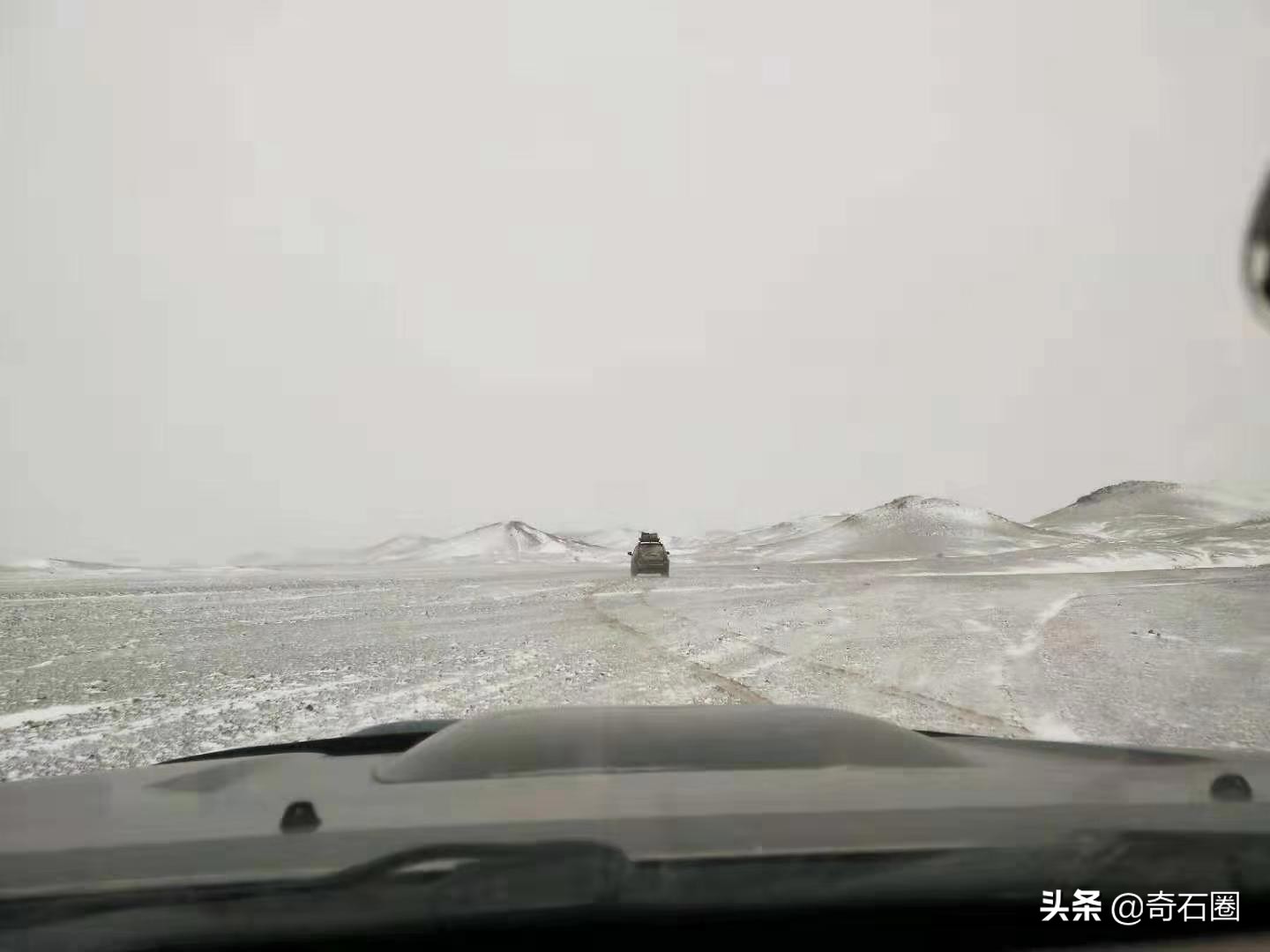 如何正确的辨别陨石寻找陨石,陨石在什么地方最容易发现