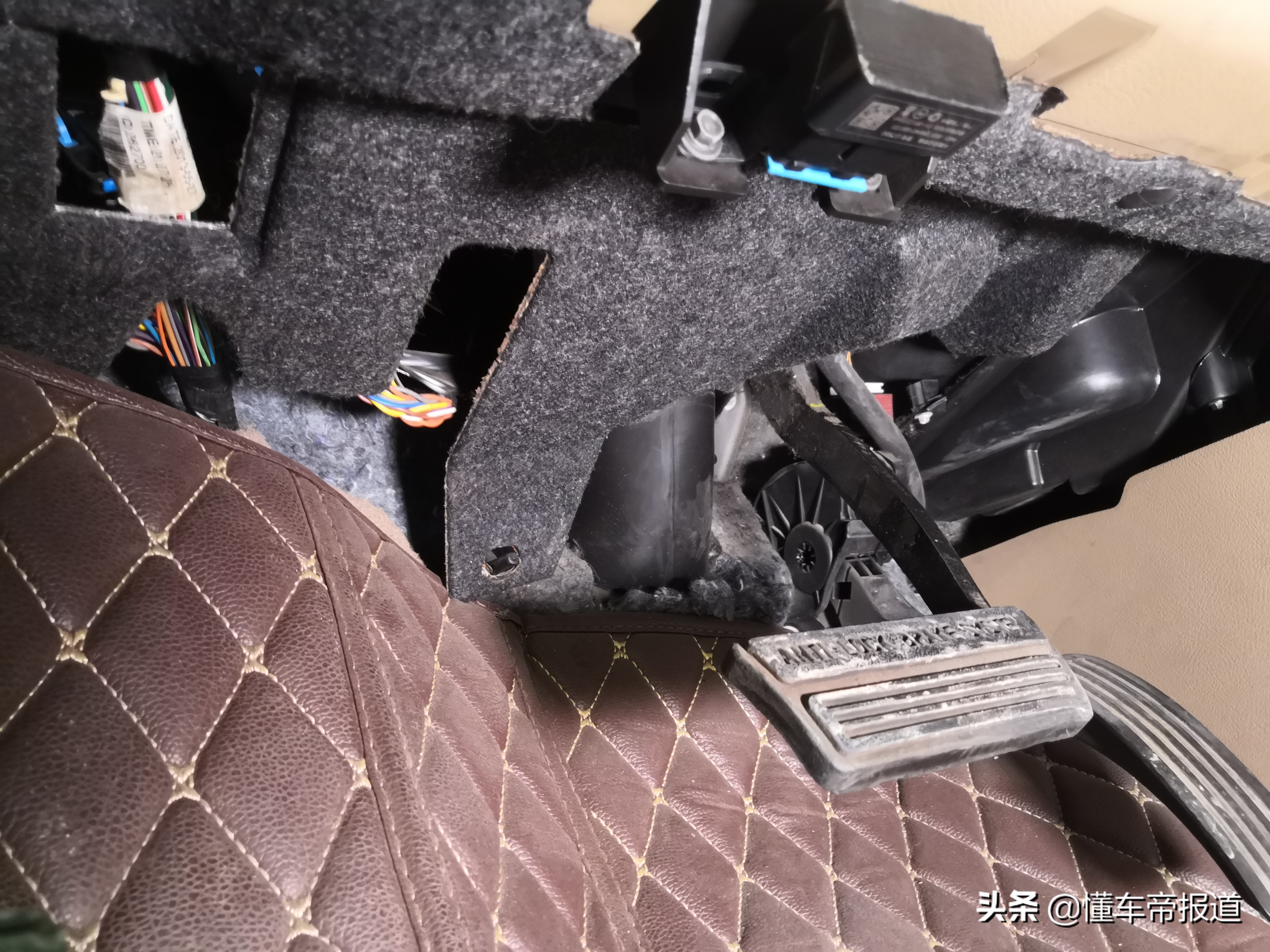 新手小白怎么才不会买到泡水车,二手车知识大讲堂泡水车