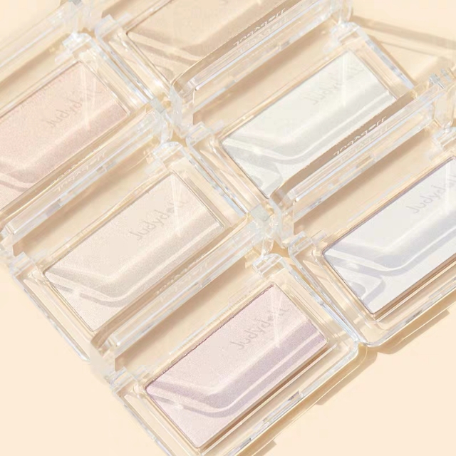 新手化妆平价好物推荐,新手化妆入门好物