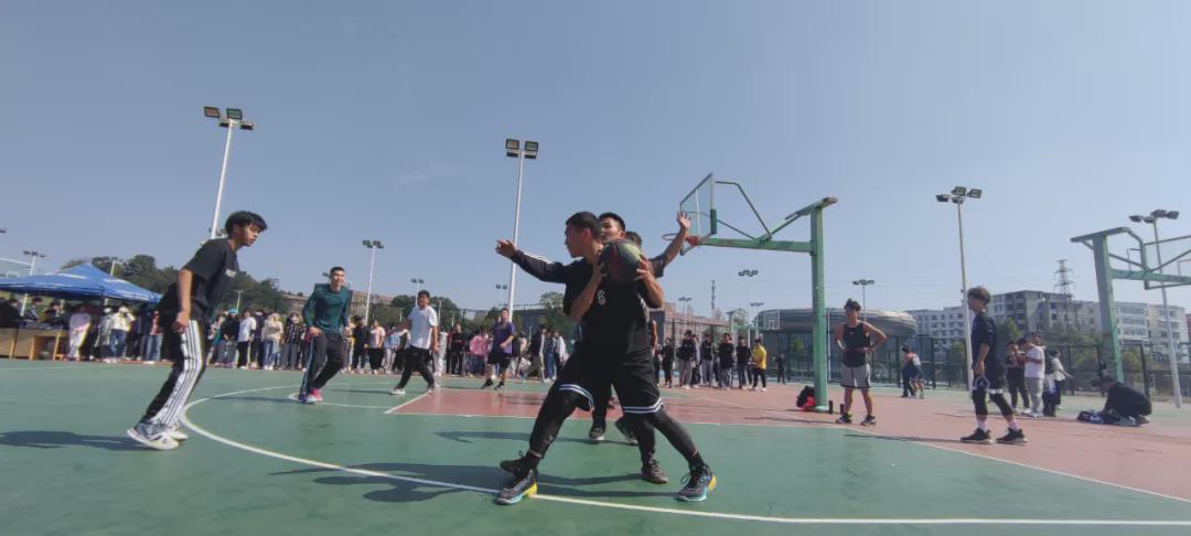 信阳学院破不破,信阳学院鼎盛