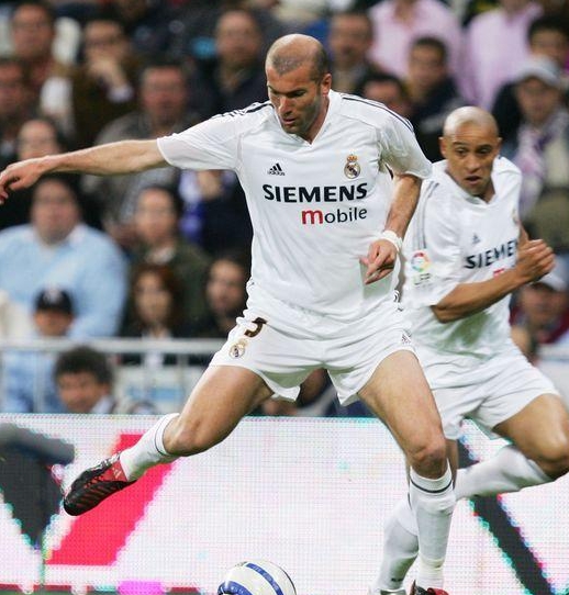 足坛最有天赋的十大球星,足坛70后4大中锋