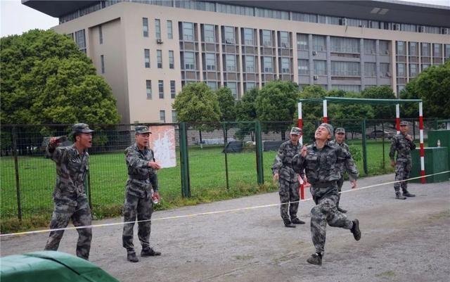 军校学员毕业有时间回家吗,军校什么情况下才能离校