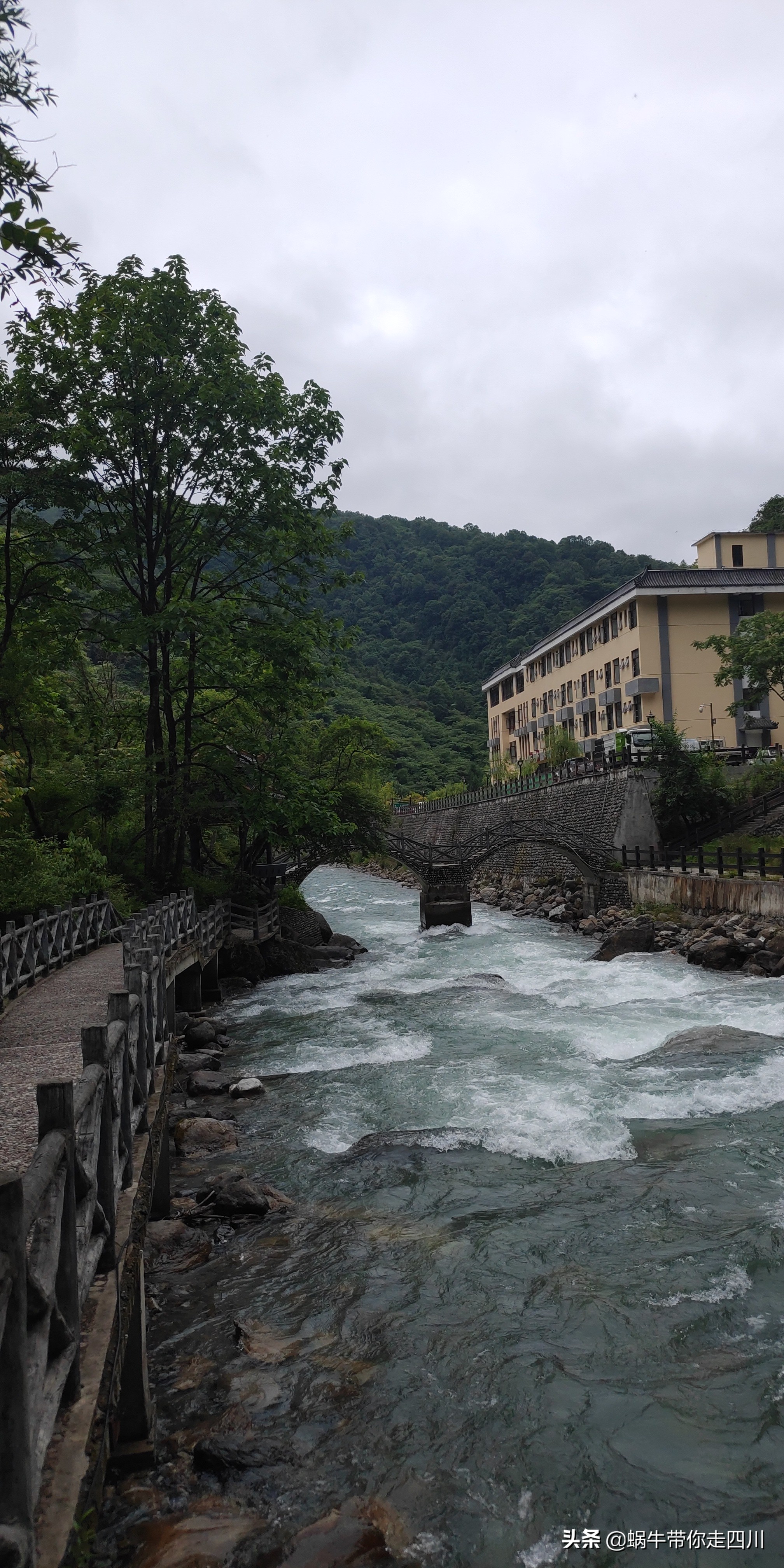 成都到西藏旅游一家三口,成都出发三天两夜旅行套票