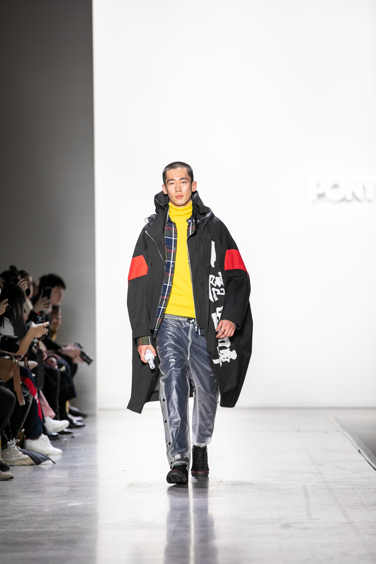 跨界巴黎时装周,美国潮牌啤酒品牌