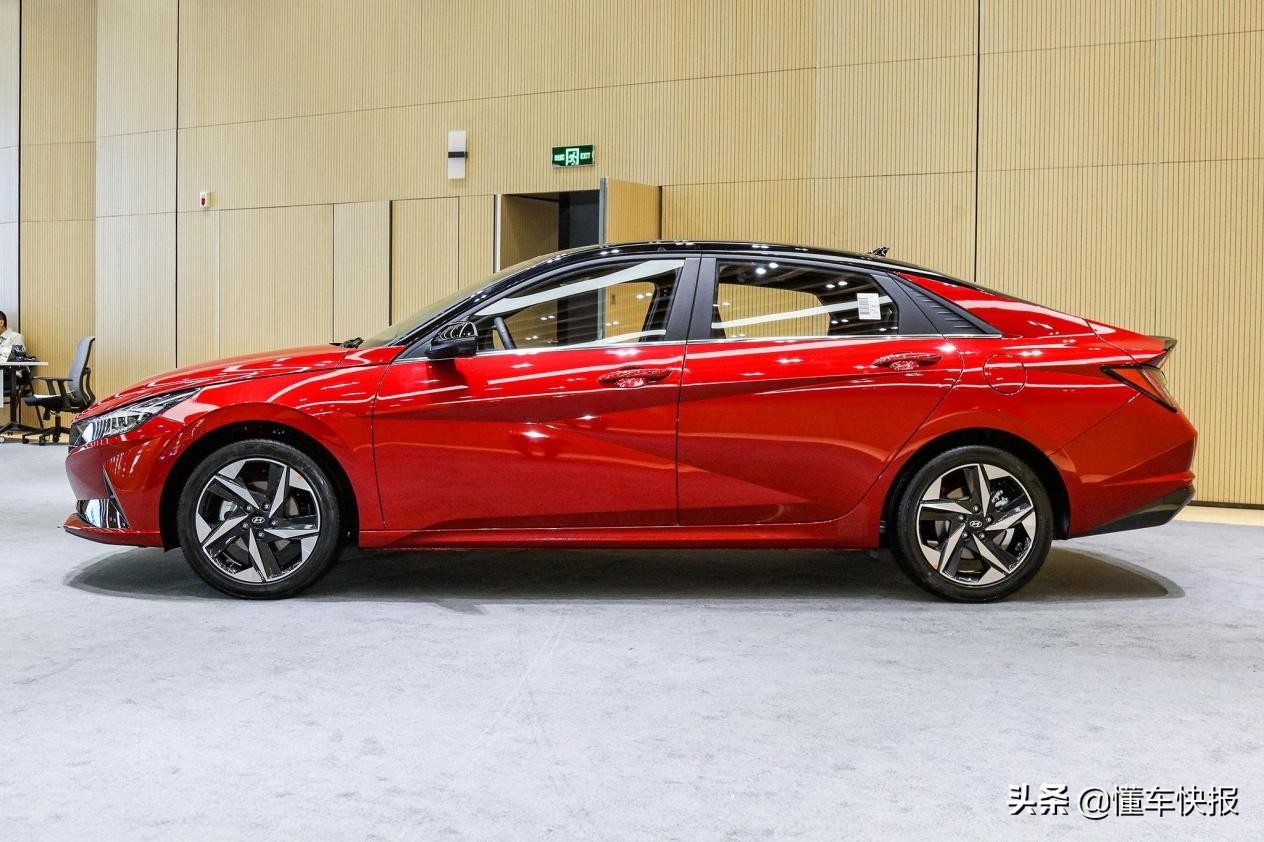 第七代伊兰特和全新伊兰特区别,第六代伊兰特对比第七代伊兰特