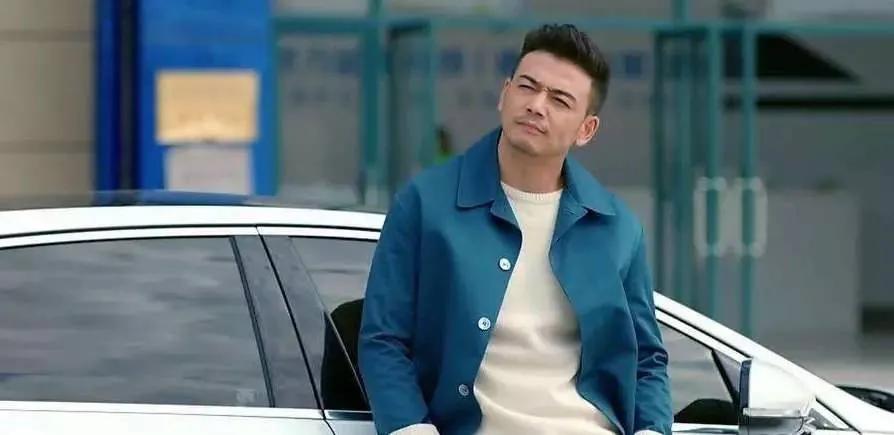 天生“花心脸”，痞帅不油腻，这6位自带坏男生魅力，不耍帅也酷