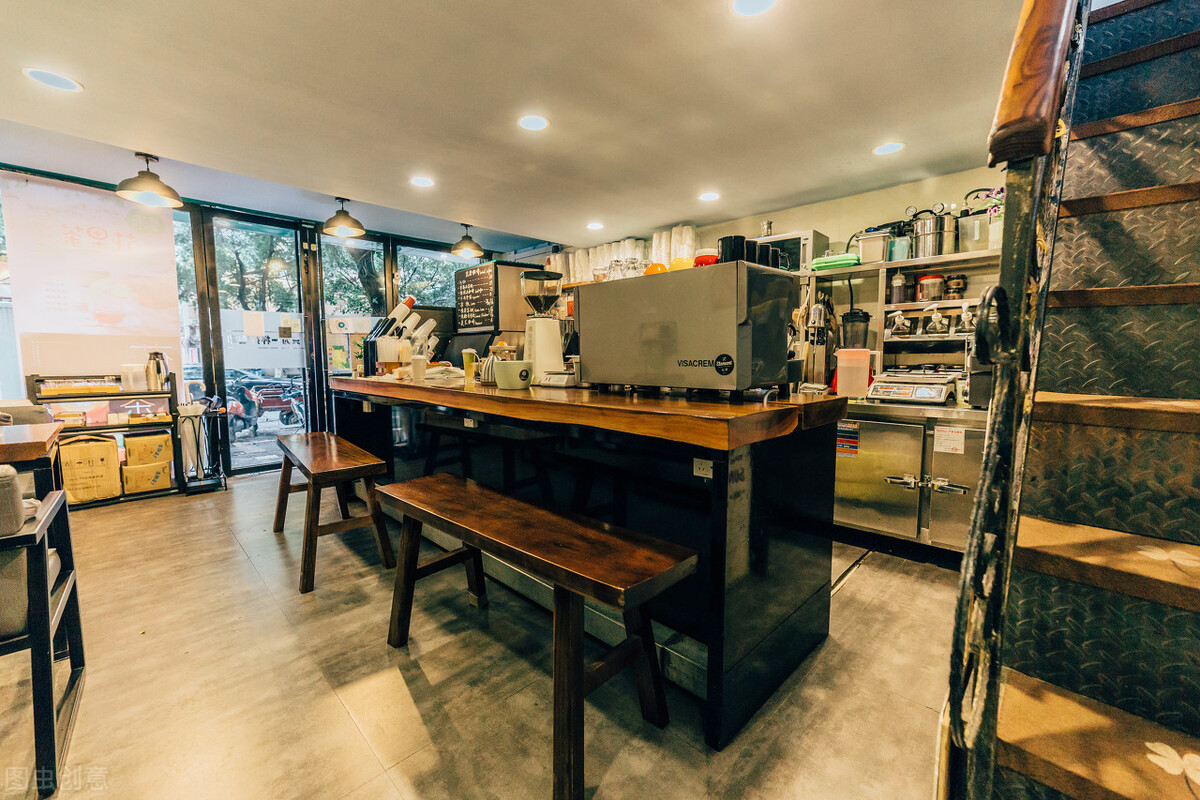 身边奇怪的店：感觉没啥人去消费，还能一直开着