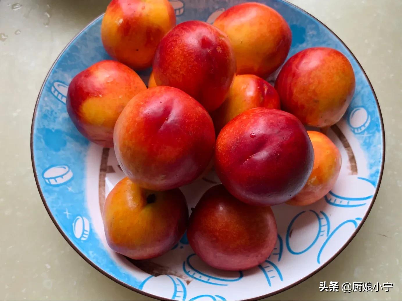 甜的油桃怎么挑,挑油桃怎么挑最好的最甜的