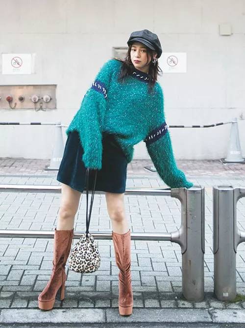 色彩丰富鲜艳的穿搭冬日,穿搭色彩运用