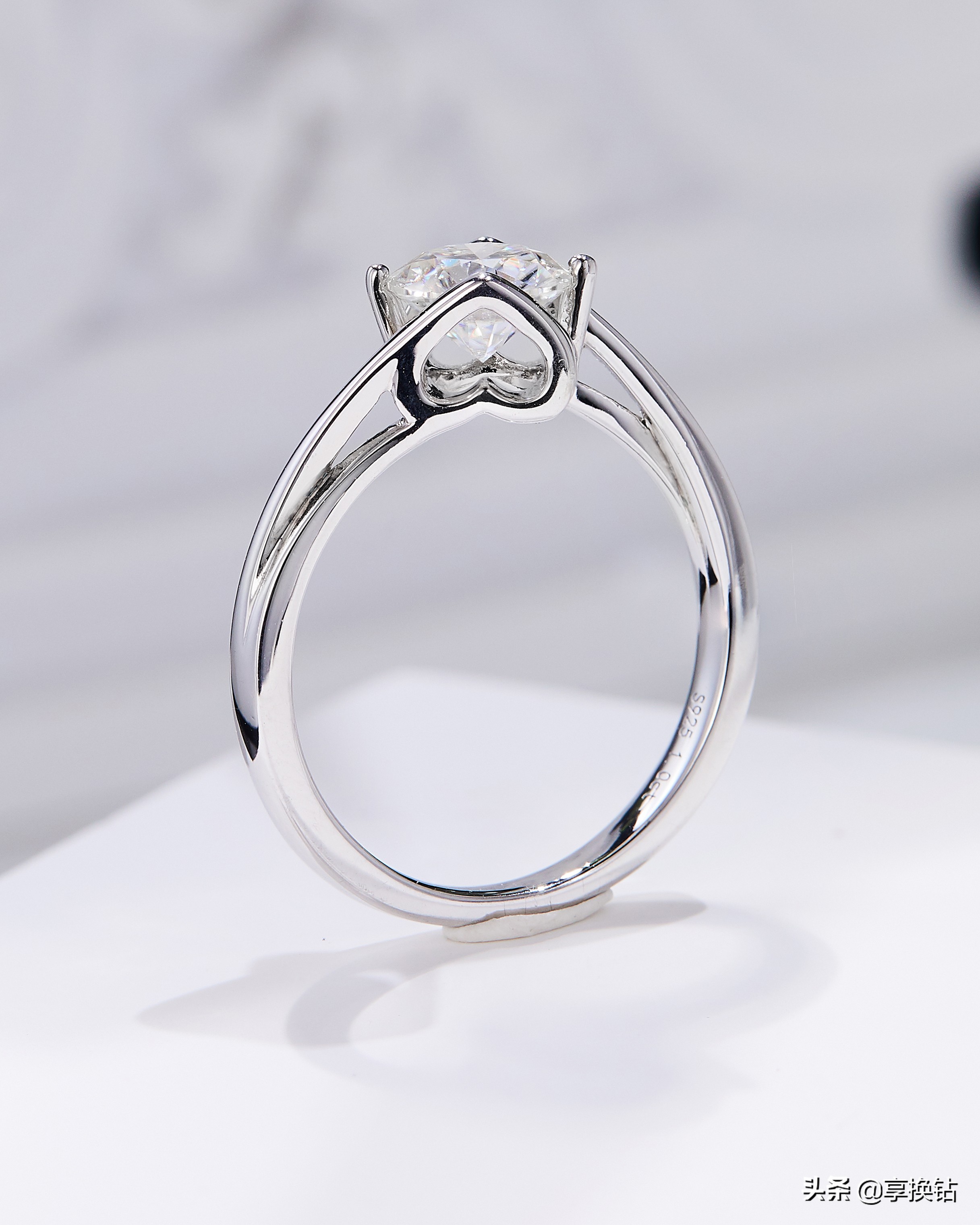 镶宝石银首饰发黑怎么清洗,s925银首饰发黑怎么清洗