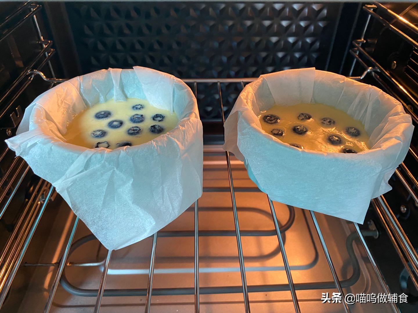 不加面粉和糖，搅一搅烤一烤就做好！没想到娃吃的蛋糕还能这么做