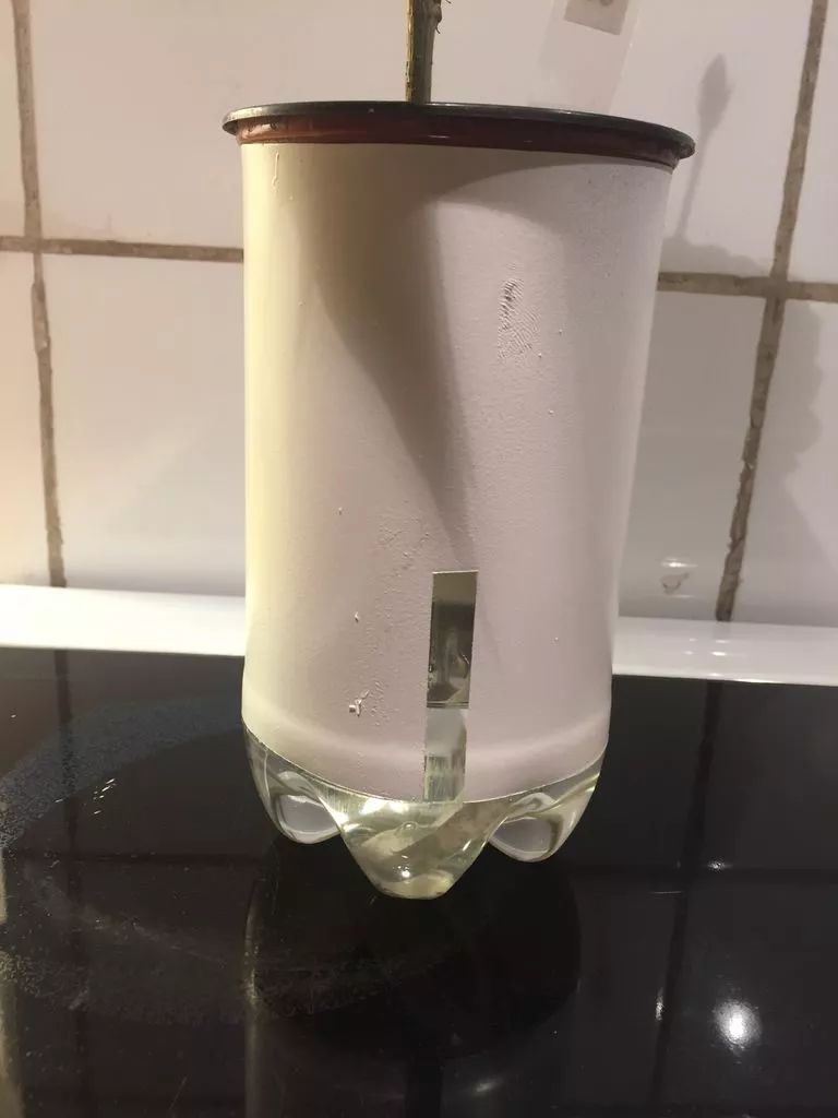 汽水瓶做花盆大全,油瓶自制懒人花盆自动吸水