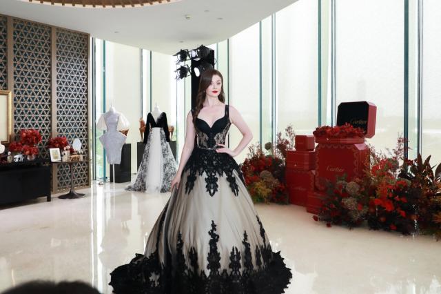 至美深湾，遇见薇妮体雕WENĒE高定华服及卡地亚高级珠宝