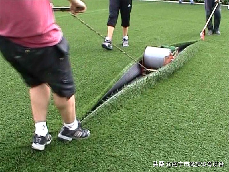 足球场草皮在哪买,足球场人造草坪销售价格