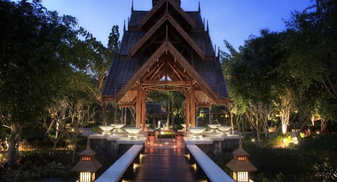 云南抚仙湖绝美风景,云南人少地方美