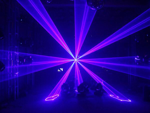 新手一个人去夜店的基本流程,夜店游玩指南