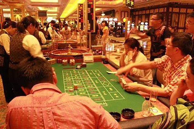 在澳门,你真的有机会连赢1000万,并且带出门吗?现实和电影不一样