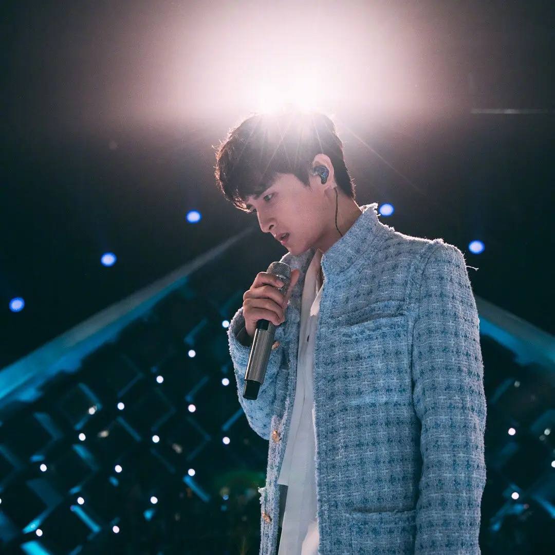 张远恋情澄清,张远微博官宣恋情图文