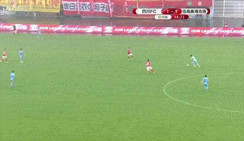 46岁前国脚发福明显,35岁前国足退役结束17年辉煌生涯