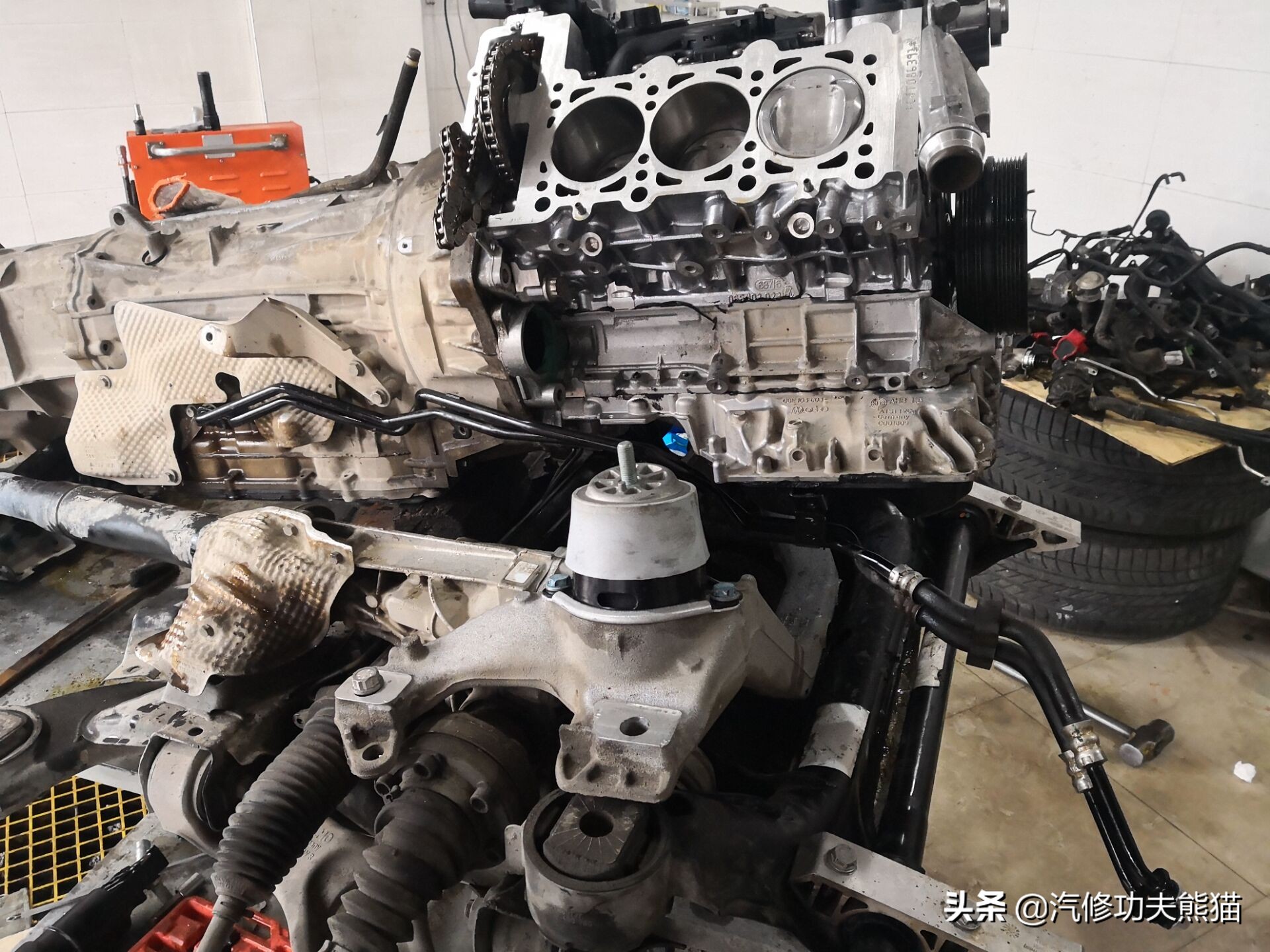 大众途锐急加速发动机故障灯点亮,大众新款途锐车子烧机油