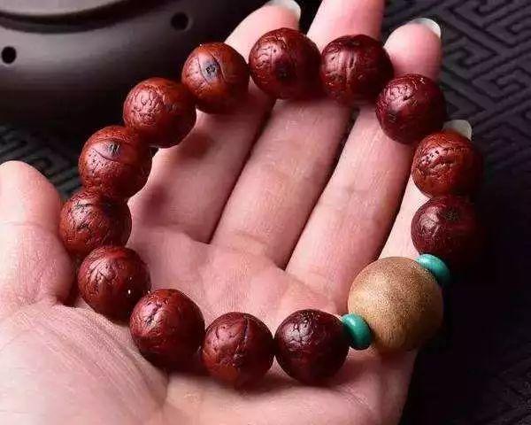 佛珠手串突然断了是吉兆还是凶兆,佛珠手串突然断了什么预兆